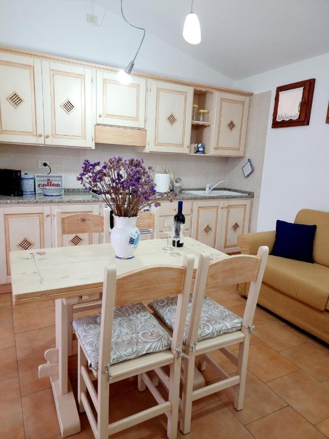 Apartament La Casa Di Arly Olbia Zewnętrze zdjęcie