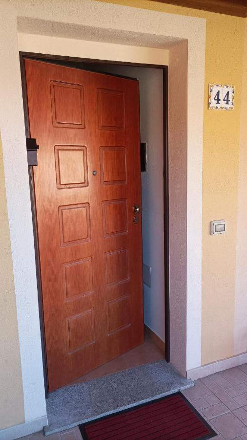 Apartament La Casa Di Arly Olbia Zewnętrze zdjęcie
